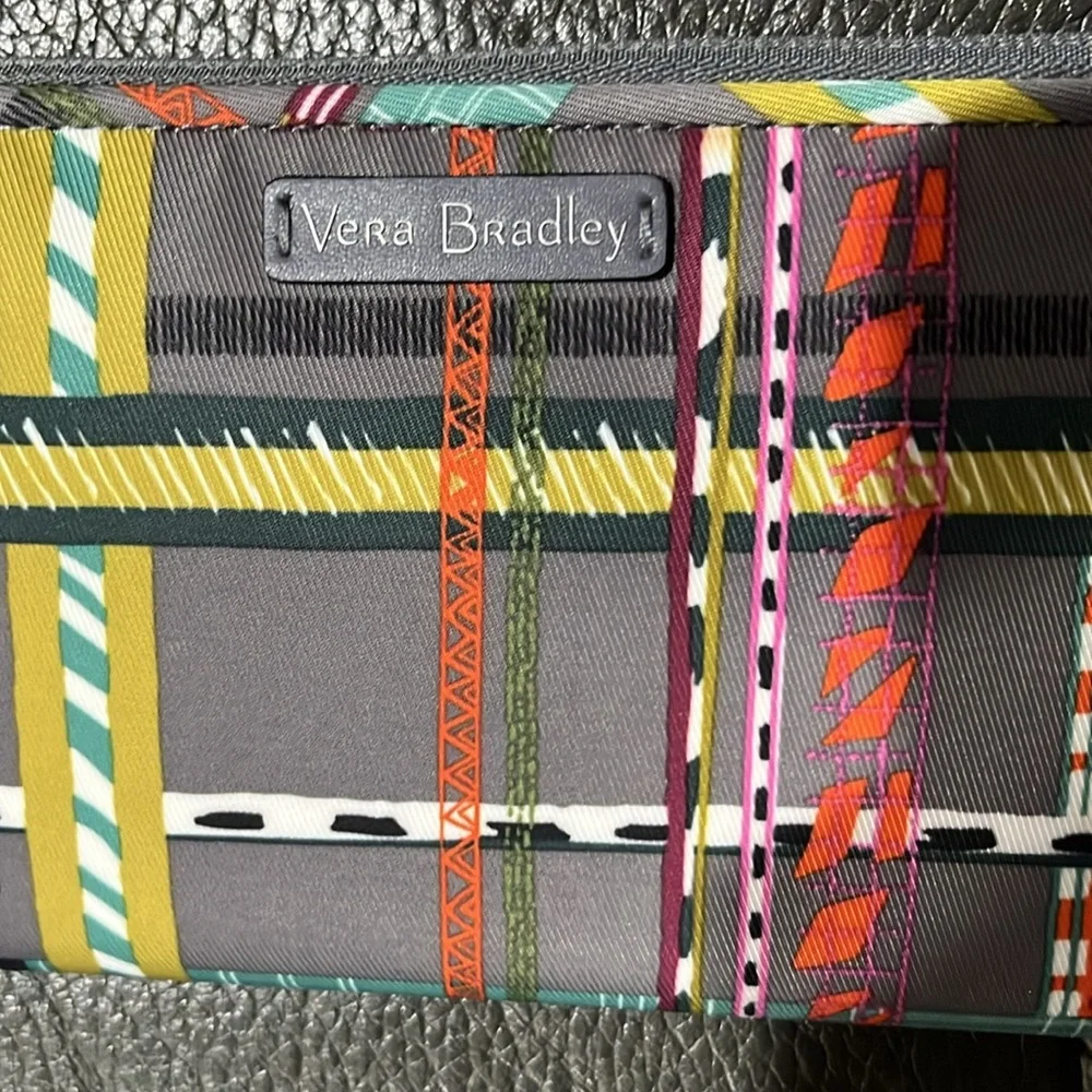 Vera Bradley midtown RFID wristlet in city plaid